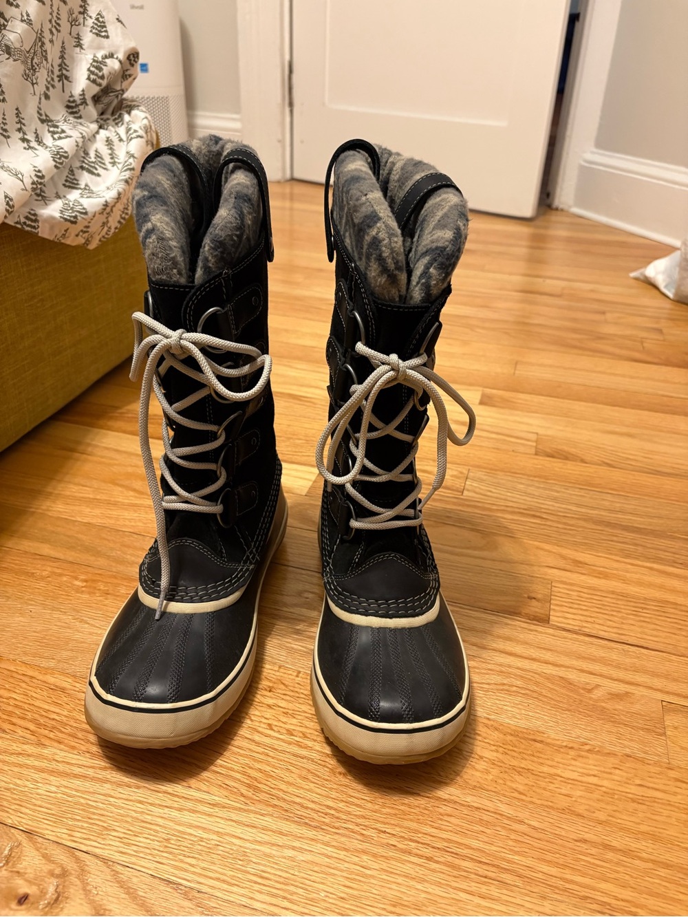Sorel Joan of Artic tall lace up winter boots